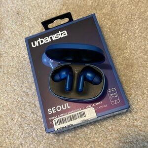 Like New! Urbanista Seoul Wireless Bluetooth Earbuds